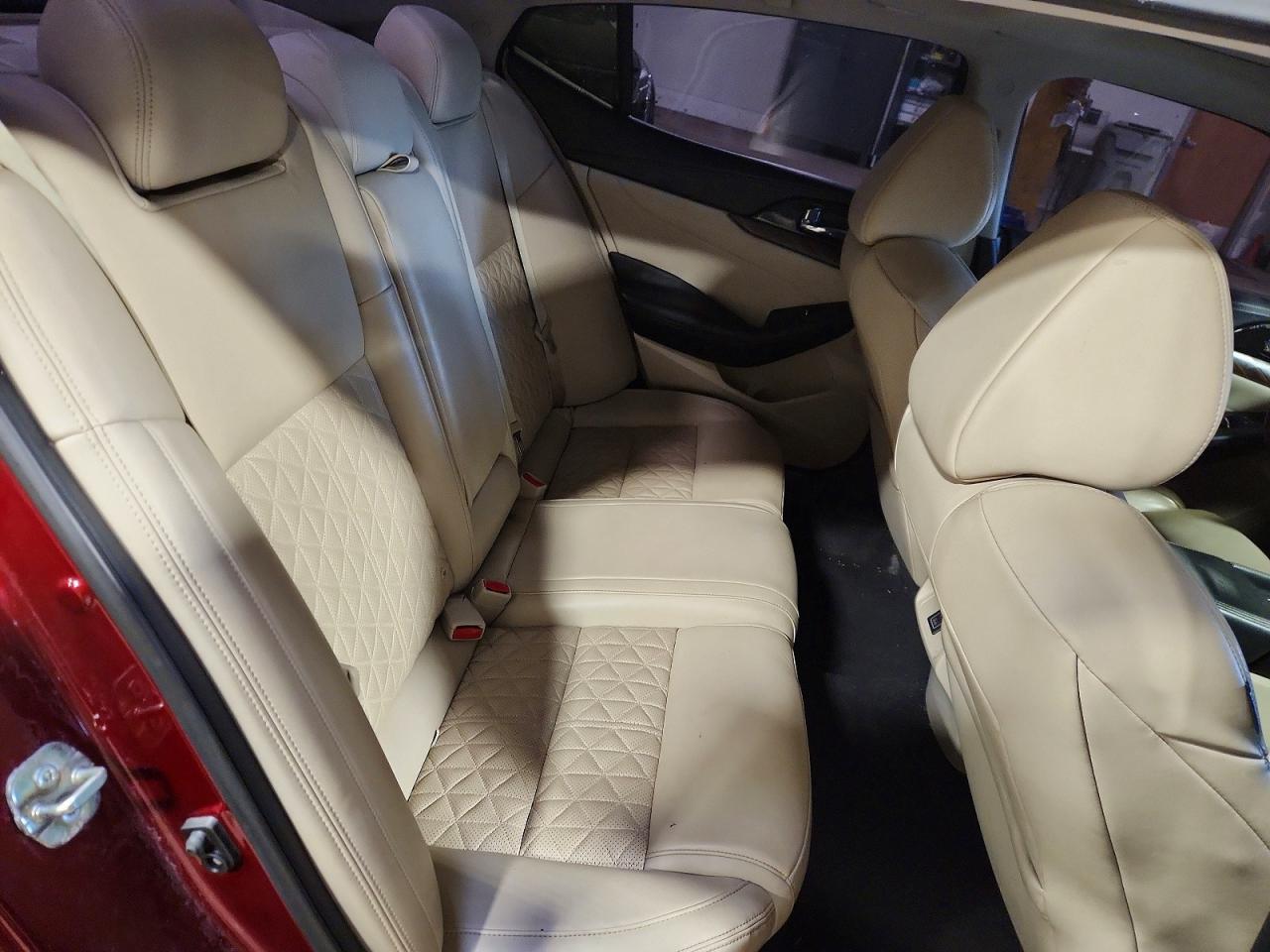 2018 NISSAN Maxima