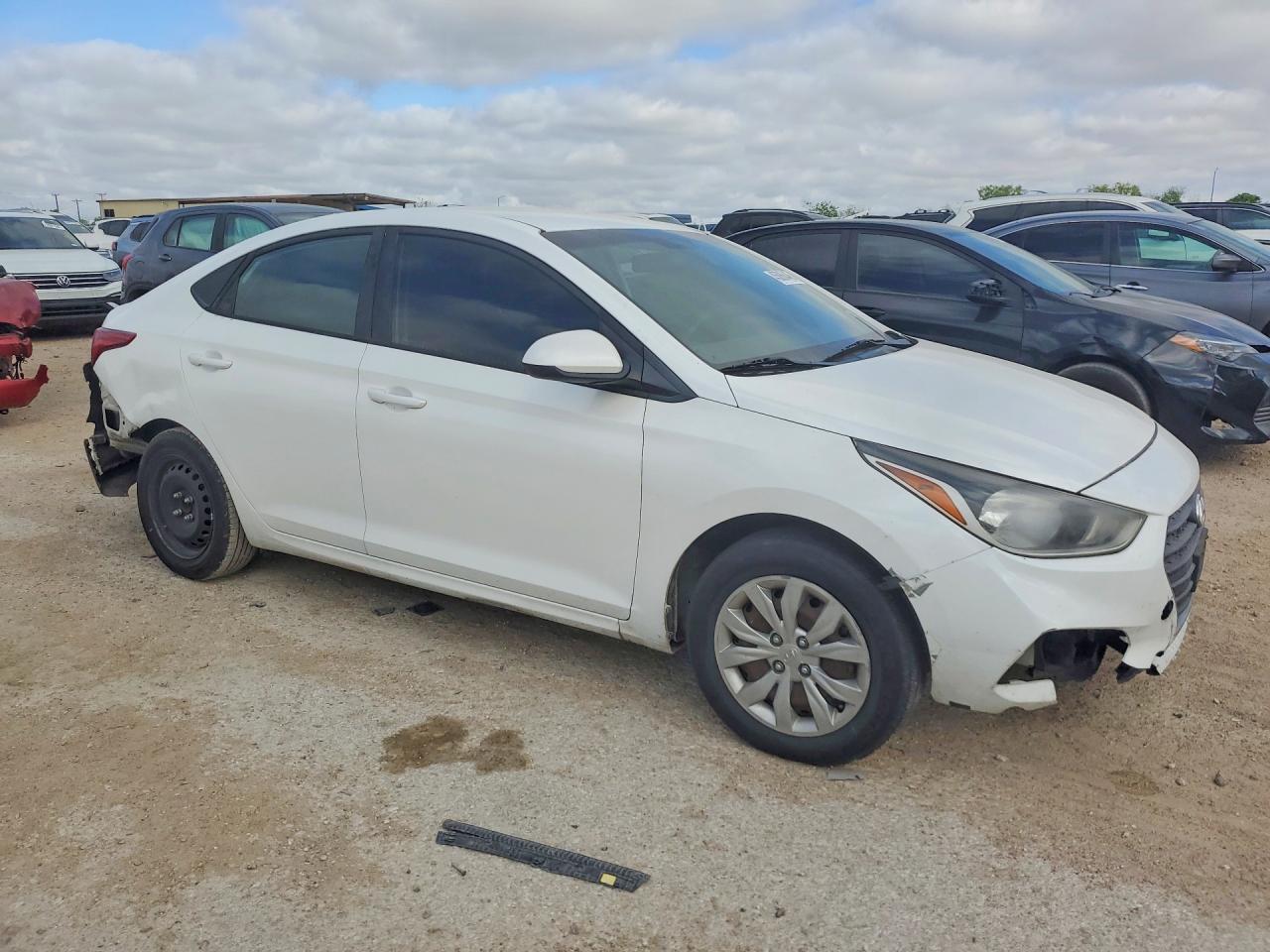 2018 HYUNDAI ACCENT