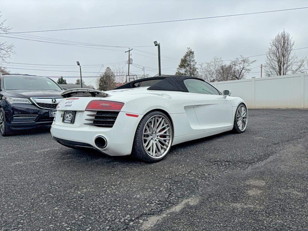 2014 AUDI R8