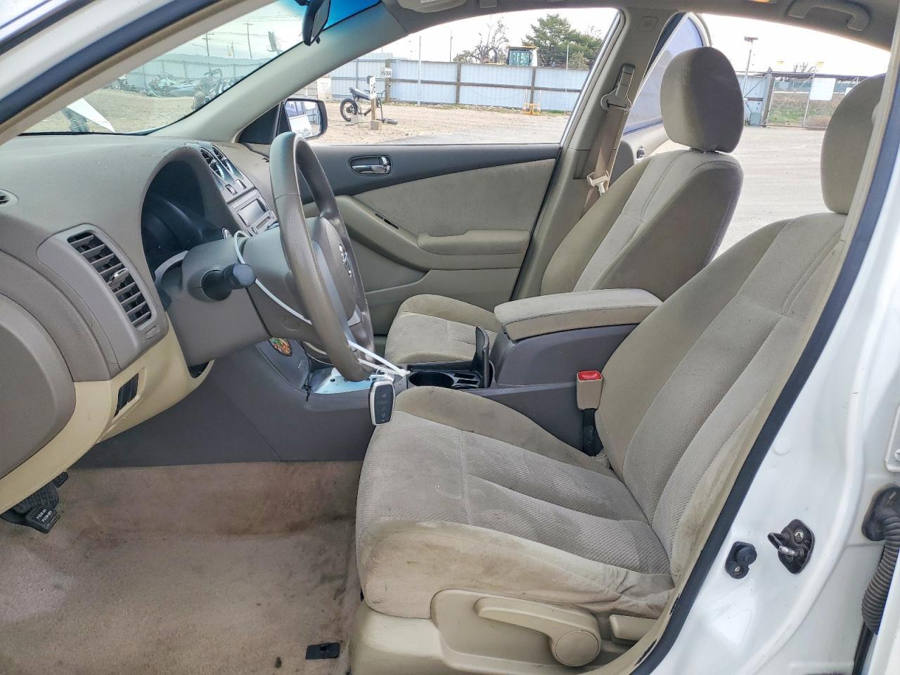 2009 NISSAN ALTIMA