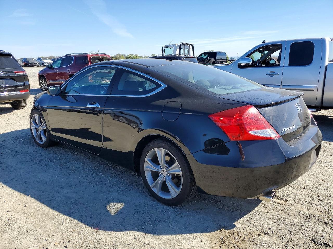 2011 HONDA ACCORD