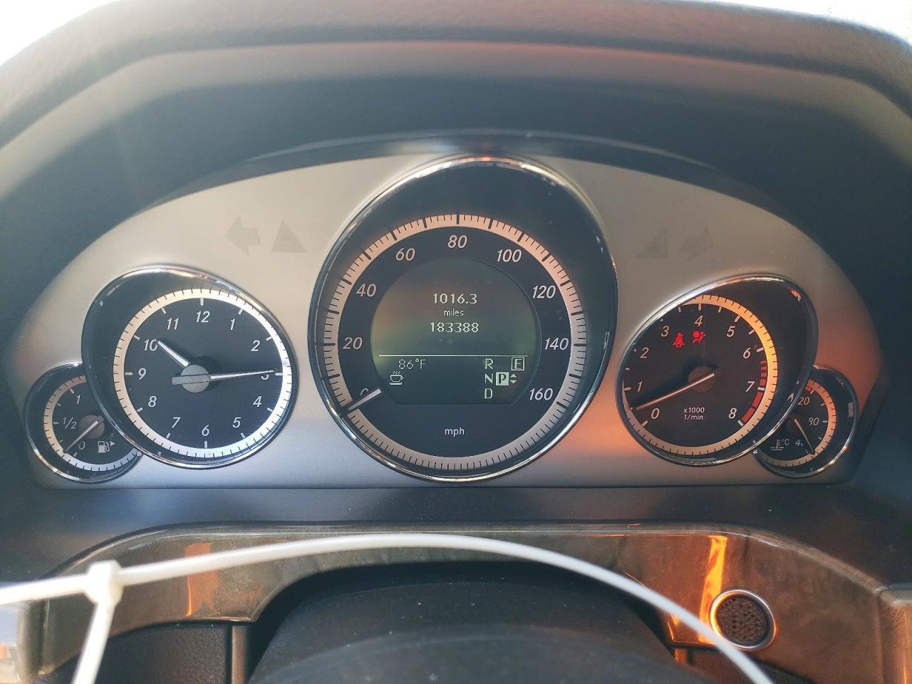 2011 MERCEDES-BENZ E-Class