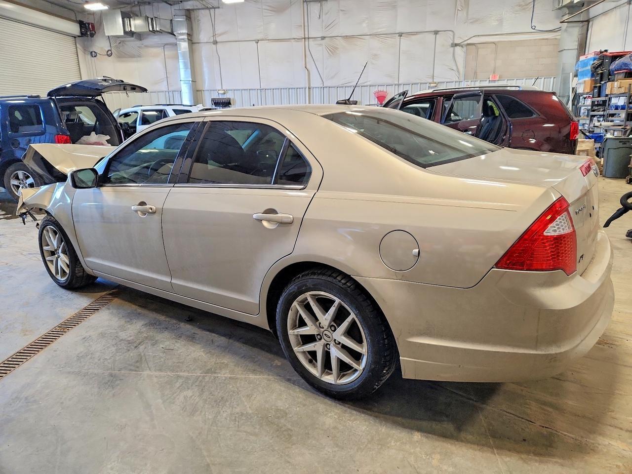 2010 FORD FUSION