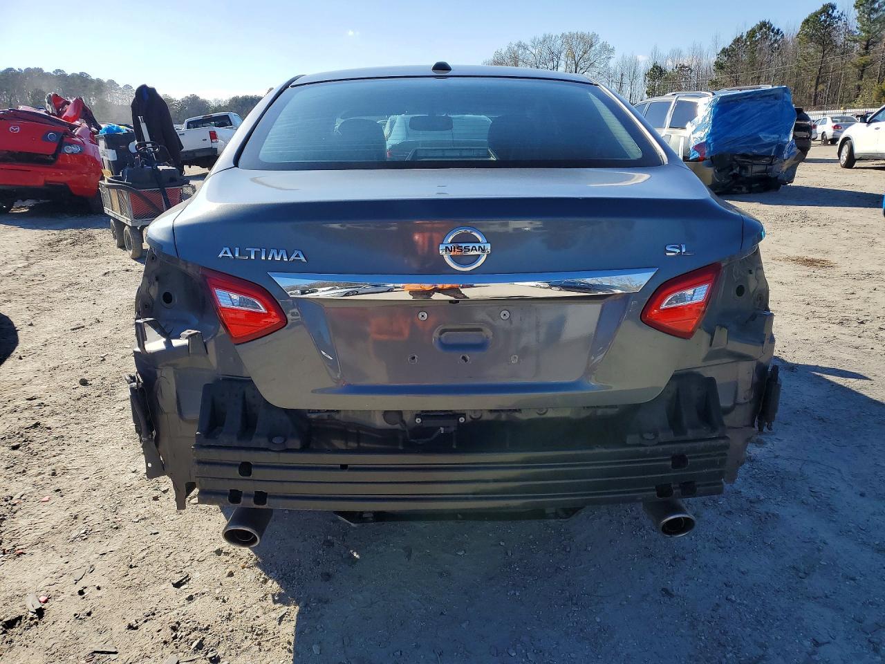 2017 NISSAN ALTIMA