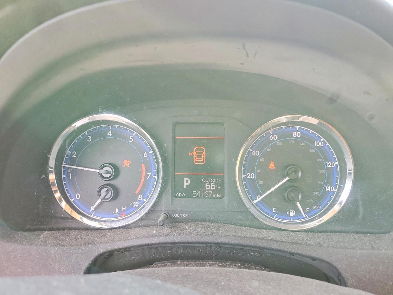 2018 TOYOTA COROLLA