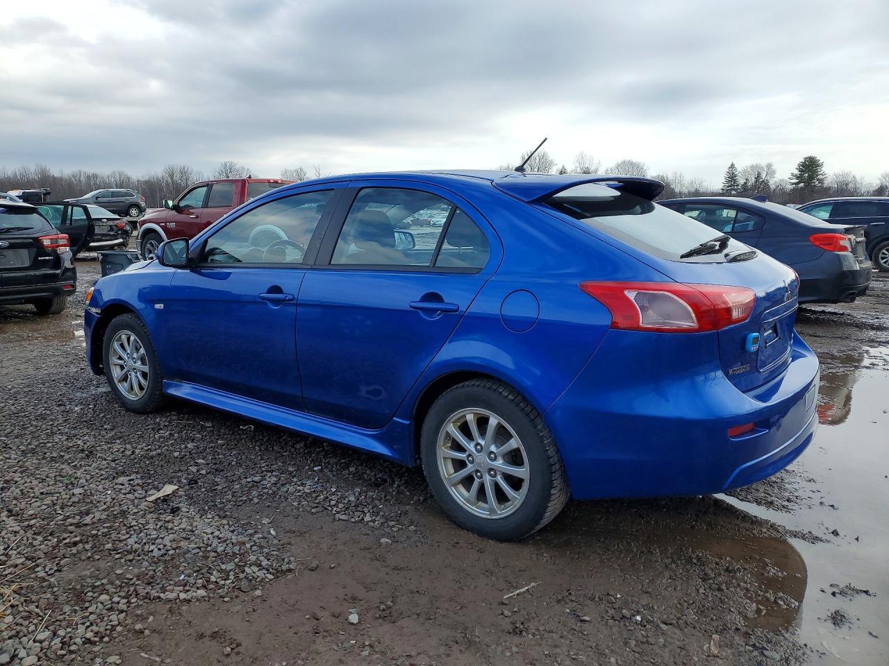 2011 MITSUBISHI LANCER