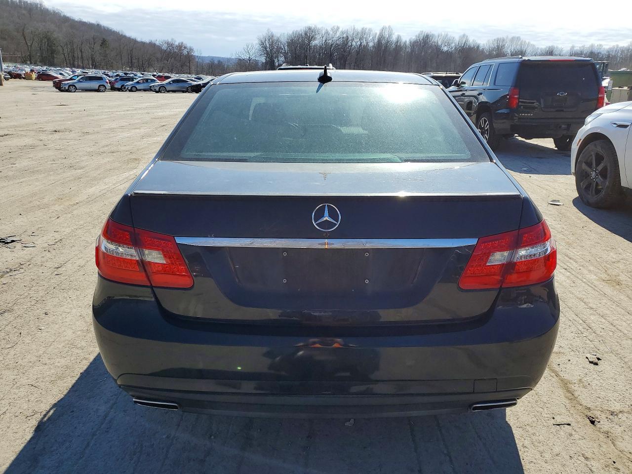 2012 MERCEDES-BENZ E-Class