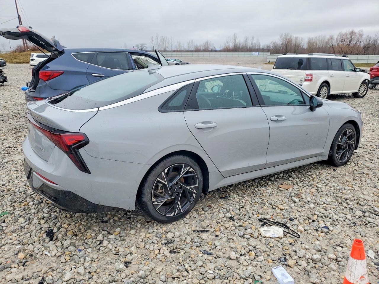 2025 KIA K5