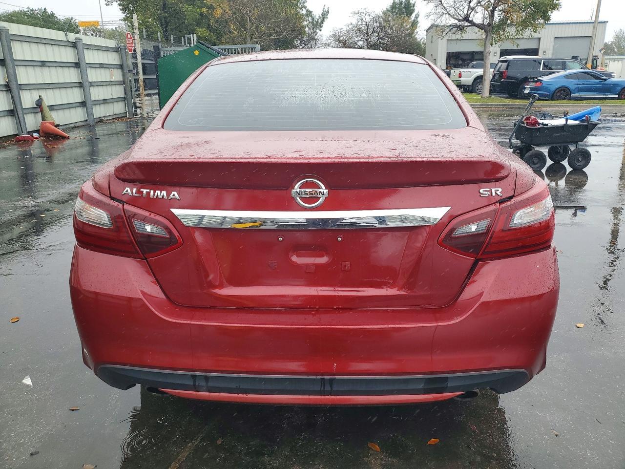 2017 NISSAN ALTIMA