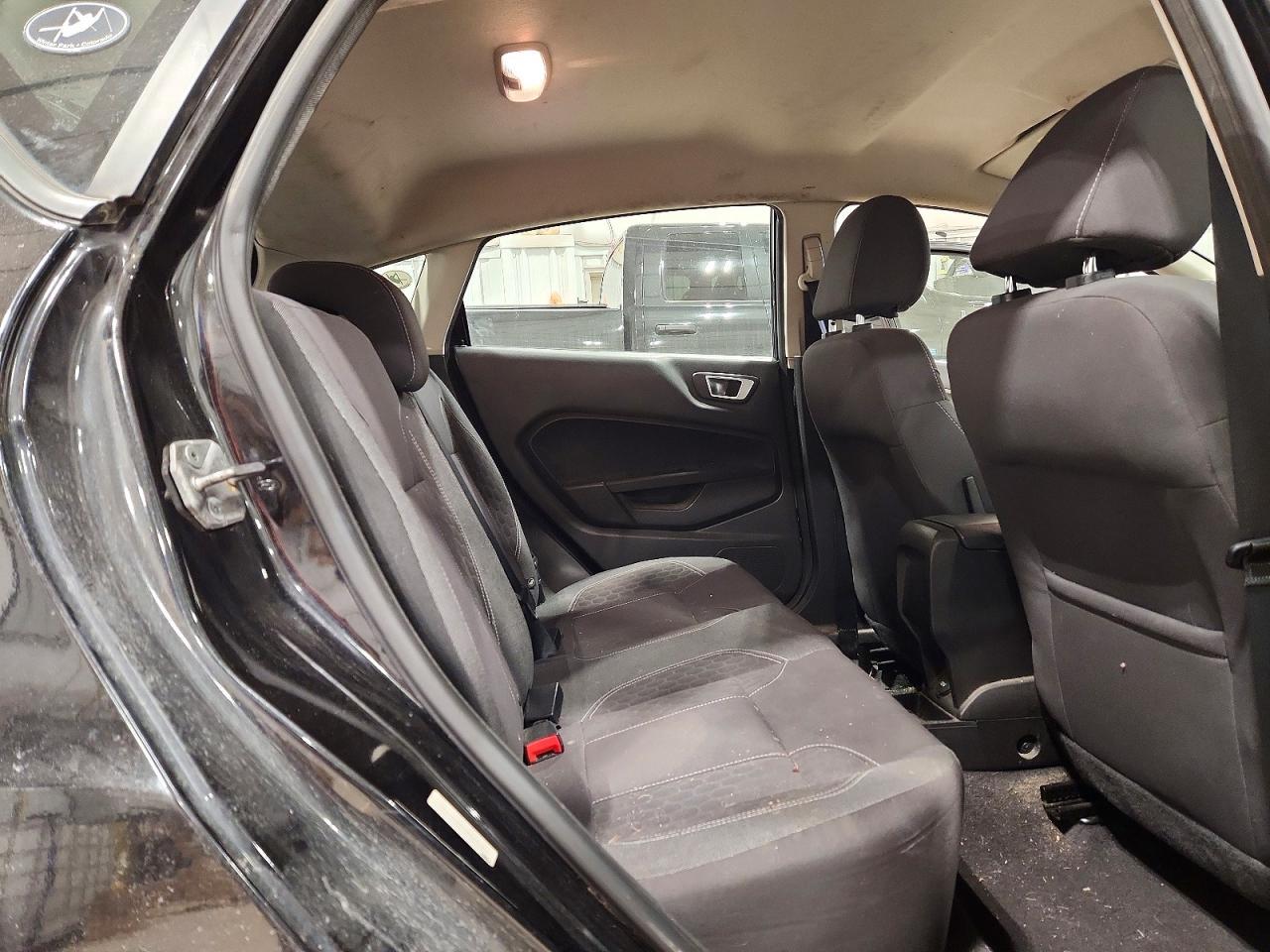 2014 FORD Fiesta