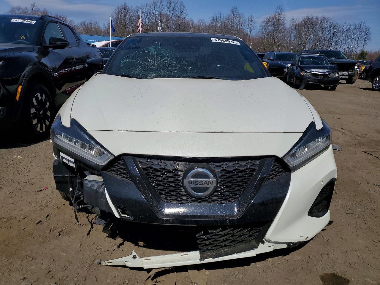 2019 NISSAN Maxima