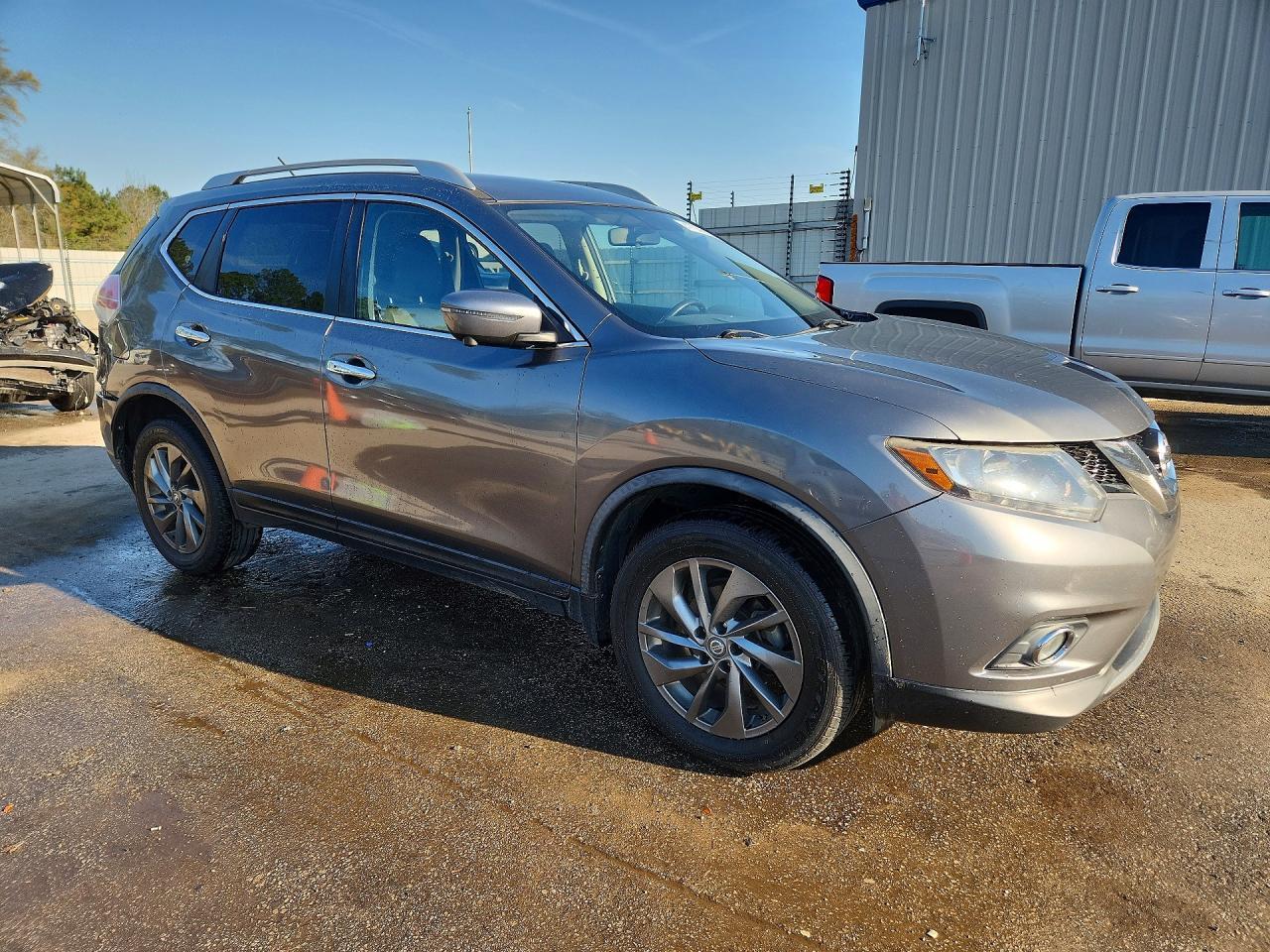2016 NISSAN ROGUE