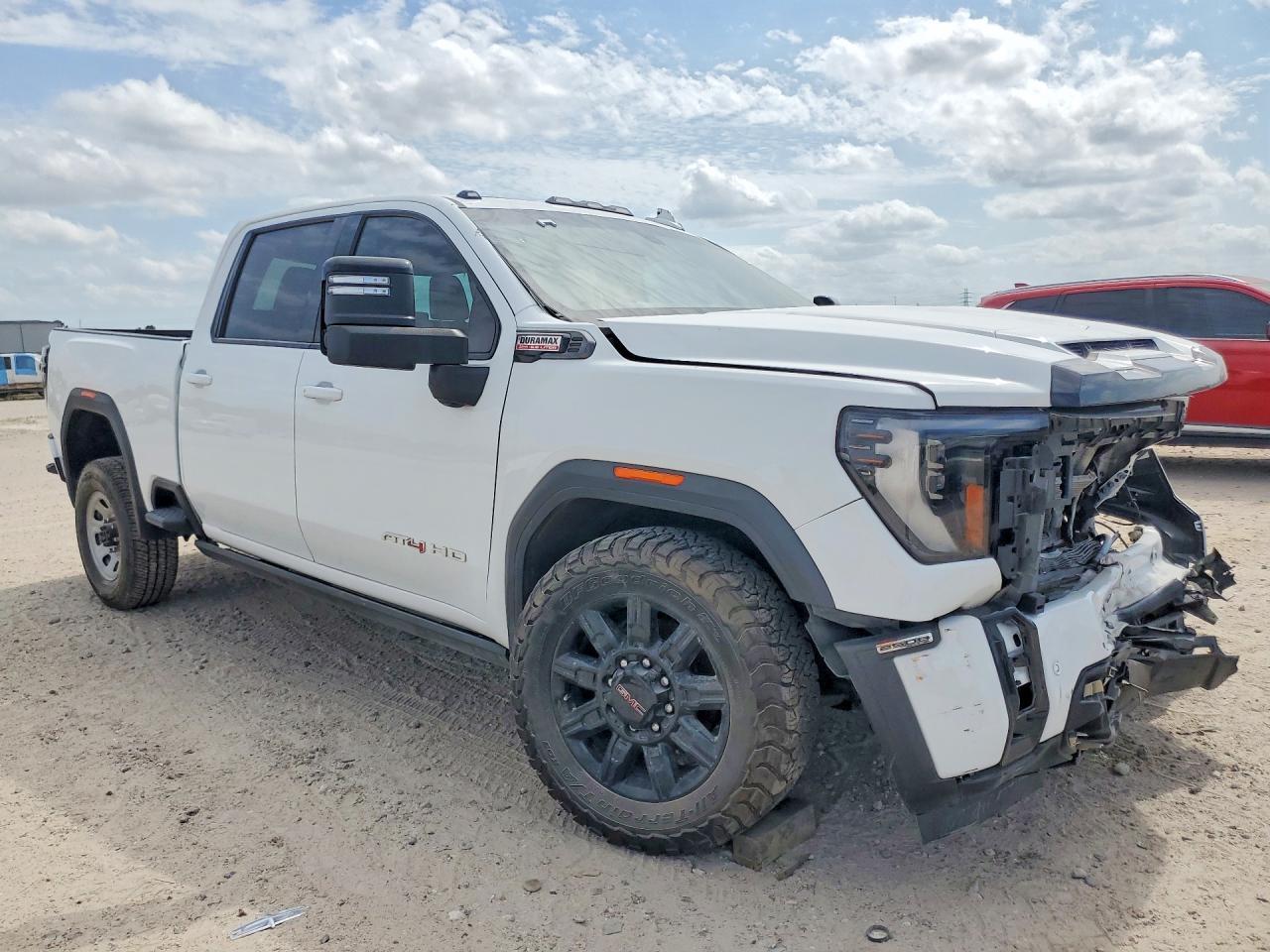 2024 GMC Sierra