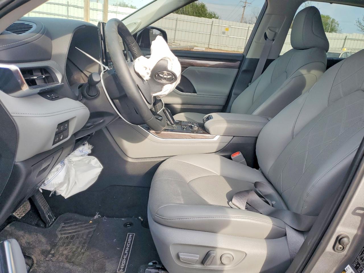 2025 TOYOTA HIGHLANDER