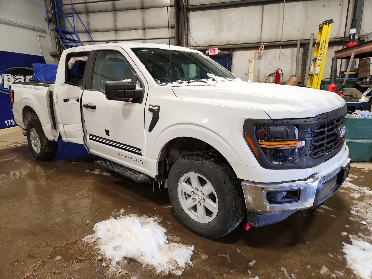 2024 FORD F-150 Lightning