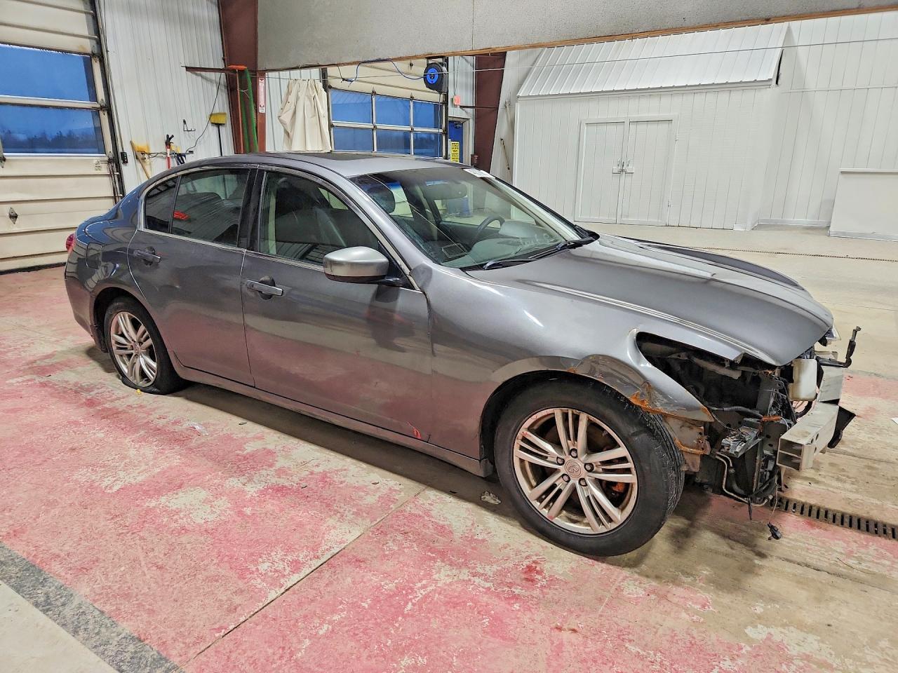 2011 INFINITI G37