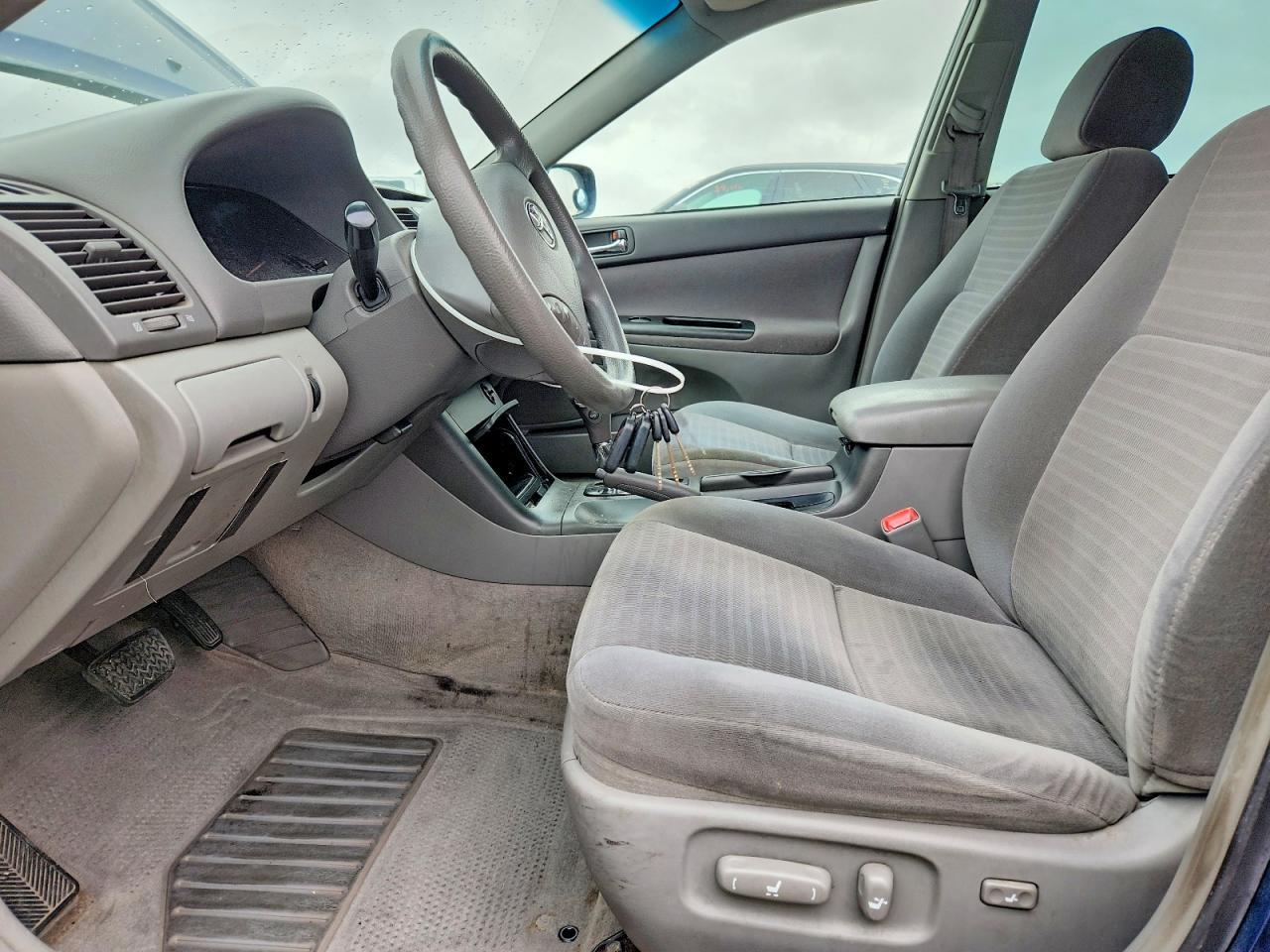 2005 TOYOTA CAMRY