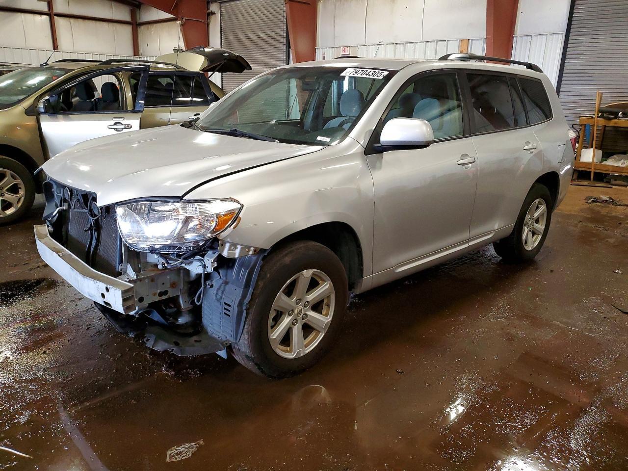 2010 TOYOTA HIGHLANDER