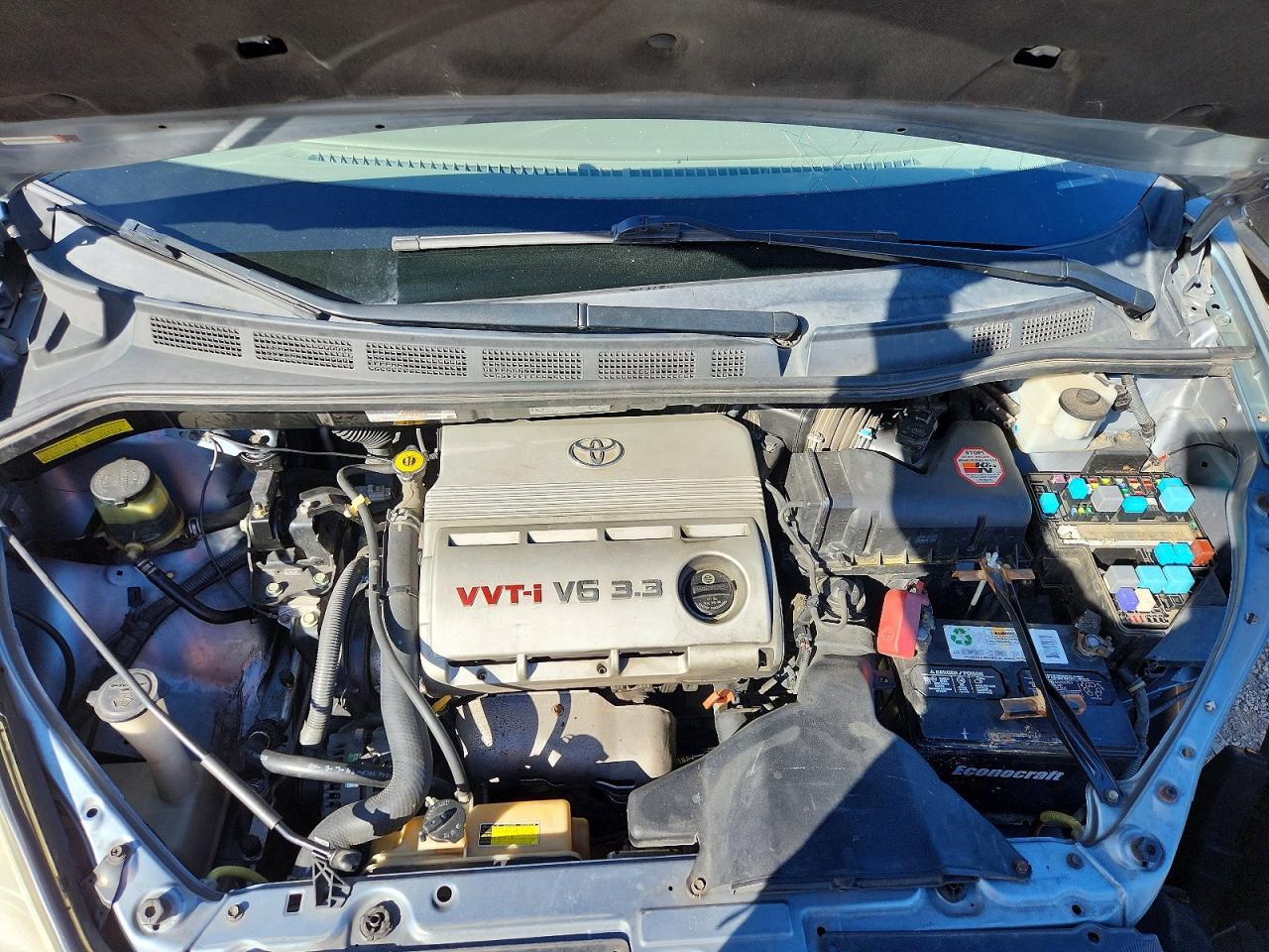 2004 TOYOTA SIENNA