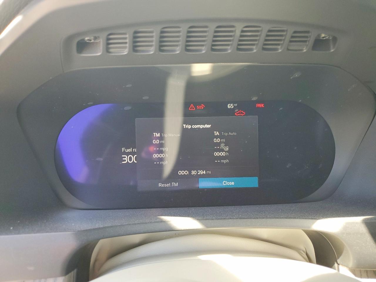 2023 VOLVO XC90