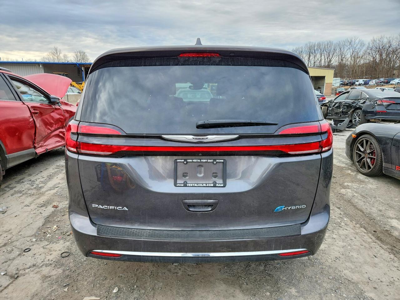 2022 CHRYSLER Pacifica
