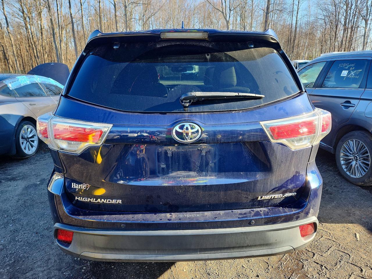2015 TOYOTA HIGHLANDER
