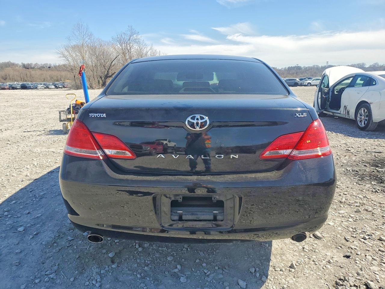 2007 TOYOTA Avalon
