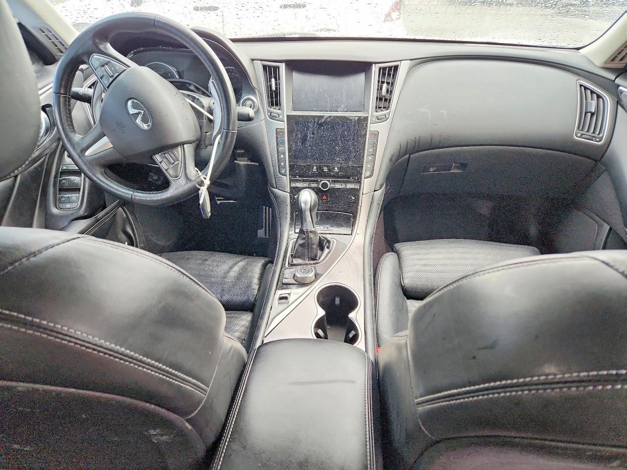 2016 INFINITI Q50