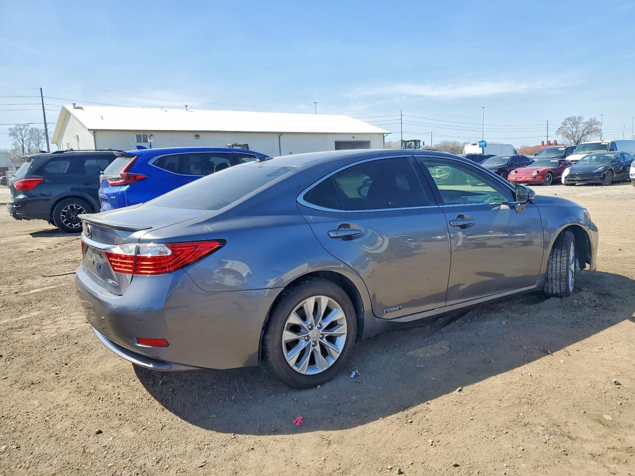 2013 LEXUS ES 300H