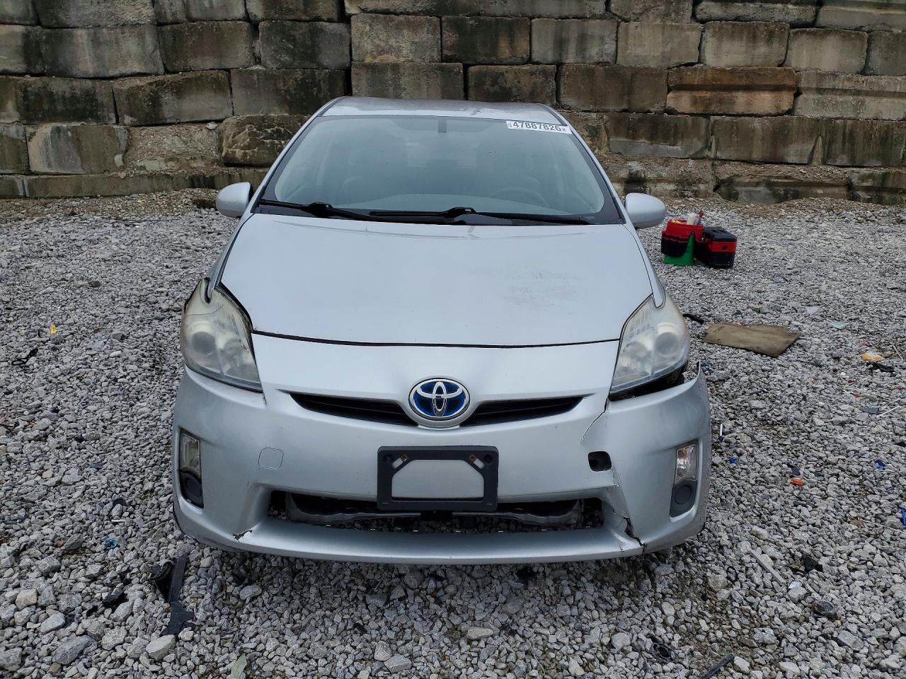 2011 TOYOTA PRIUS