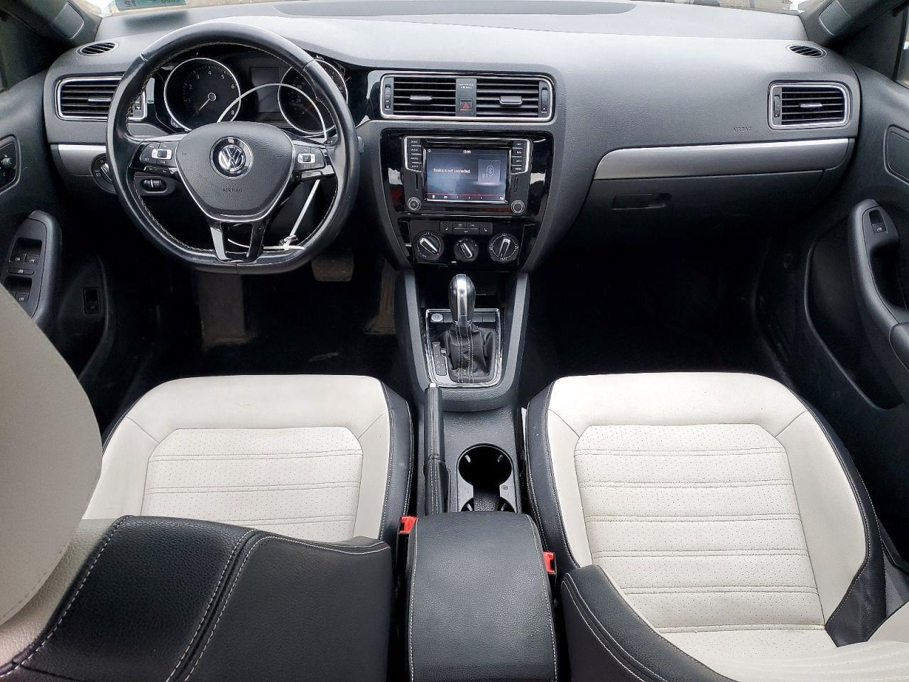 2016 VOLKSWAGEN JETTA