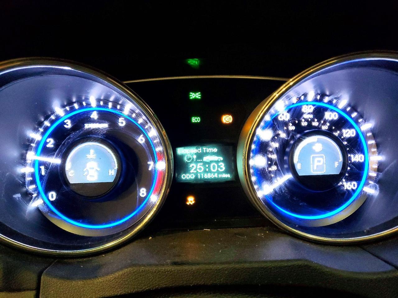 2011 HYUNDAI SONATA