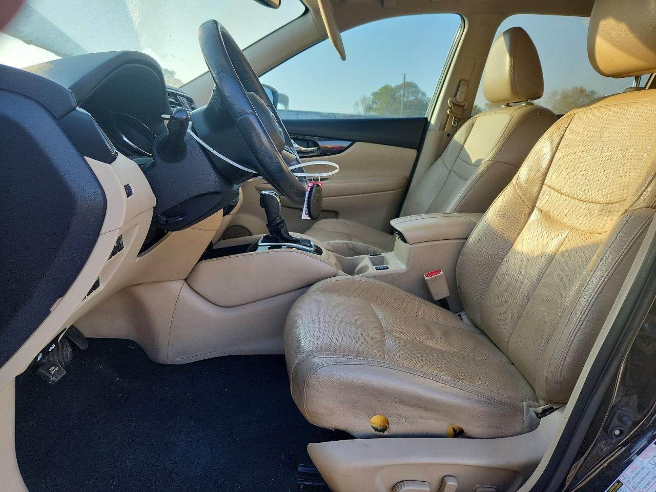 2017 NISSAN ROGUE