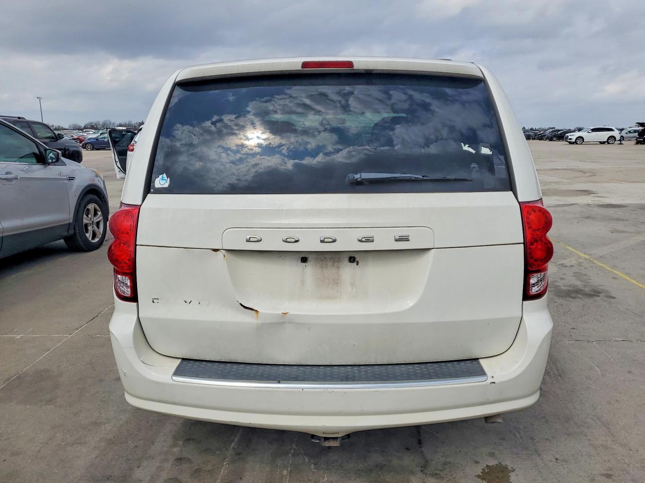 2013 DODGE GRAND CARAVAN