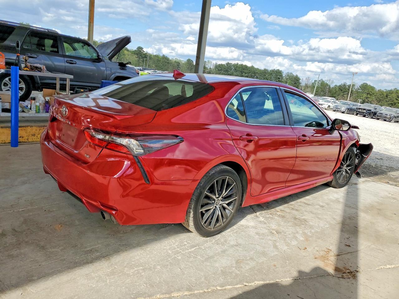 2023 TOYOTA CAMRY