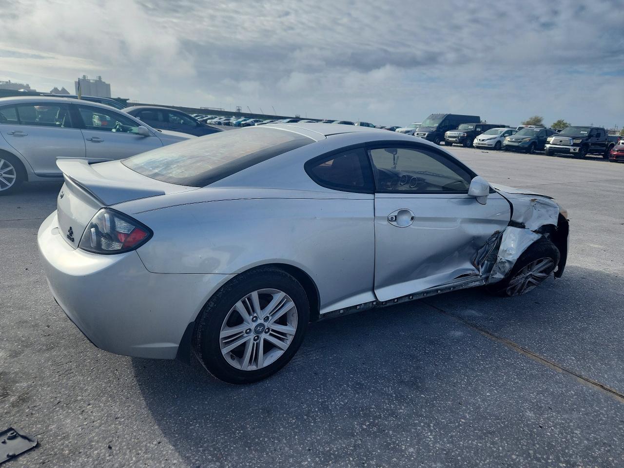 2008 HYUNDAI Tiburon