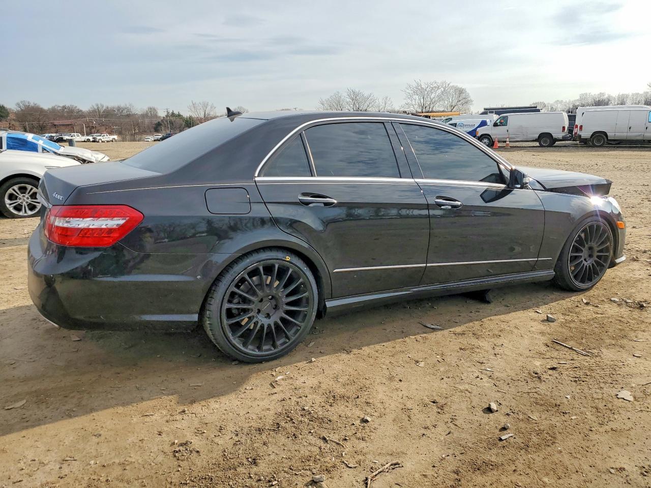 2010 MERCEDES-BENZ E-Class