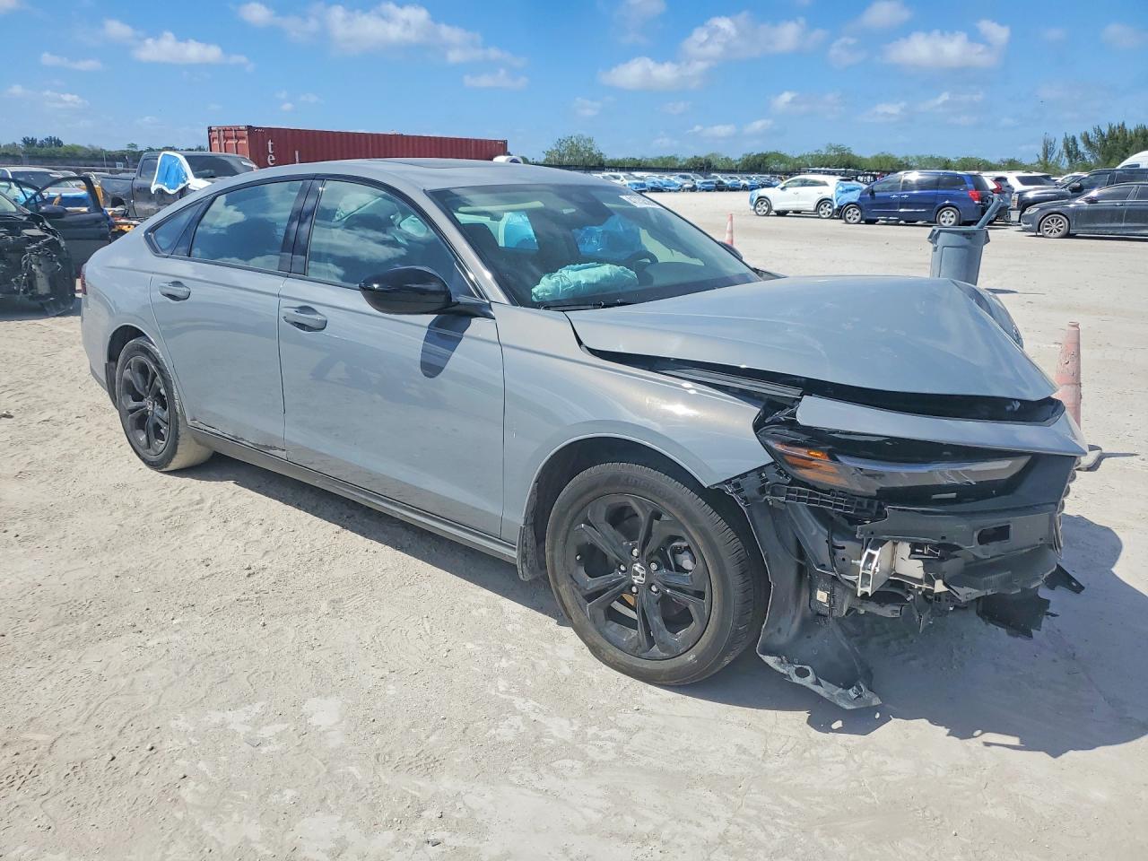 2025 HONDA ACCORD