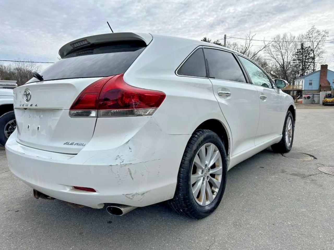 2013 TOYOTA VENZA