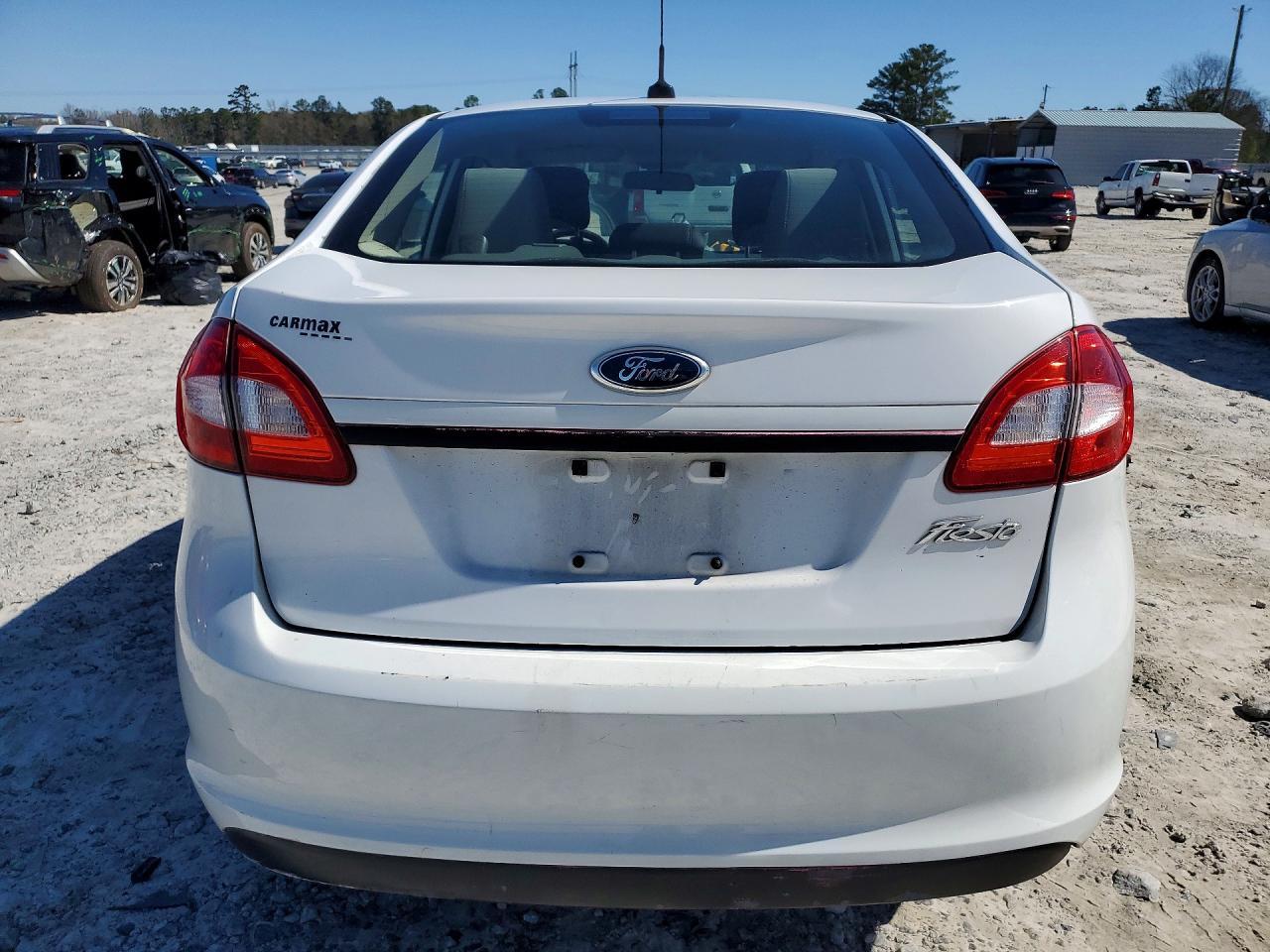 2012 FORD Fiesta
