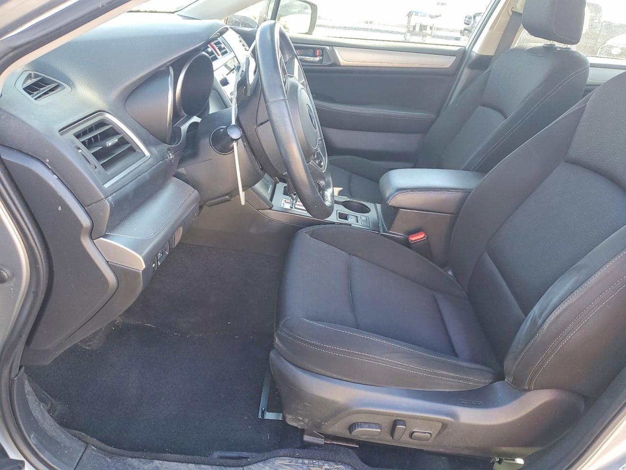 2015 SUBARU Legacy