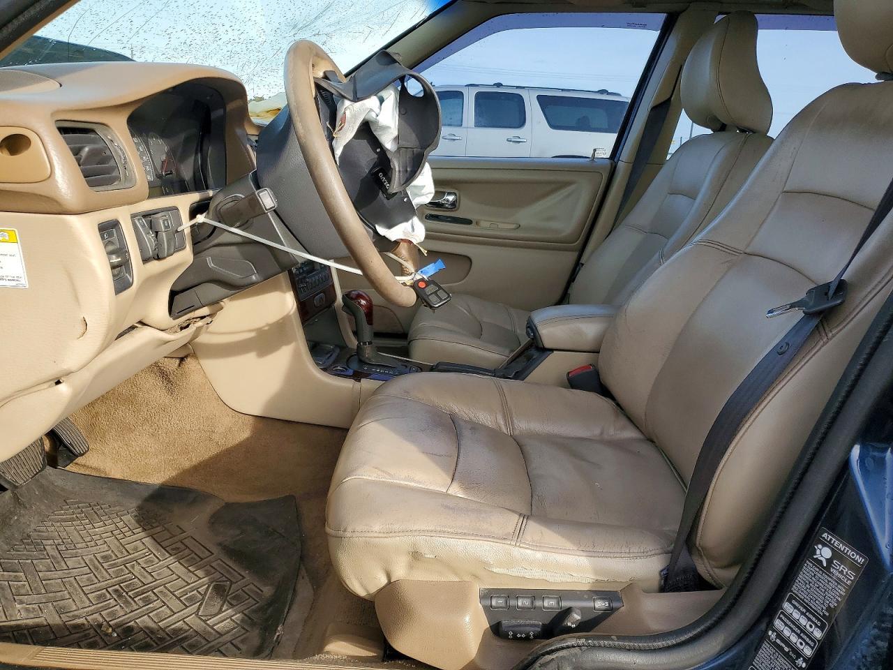 2000 VOLVO S70