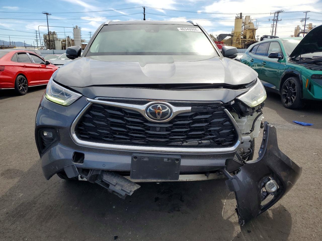2020 TOYOTA HIGHLANDER
