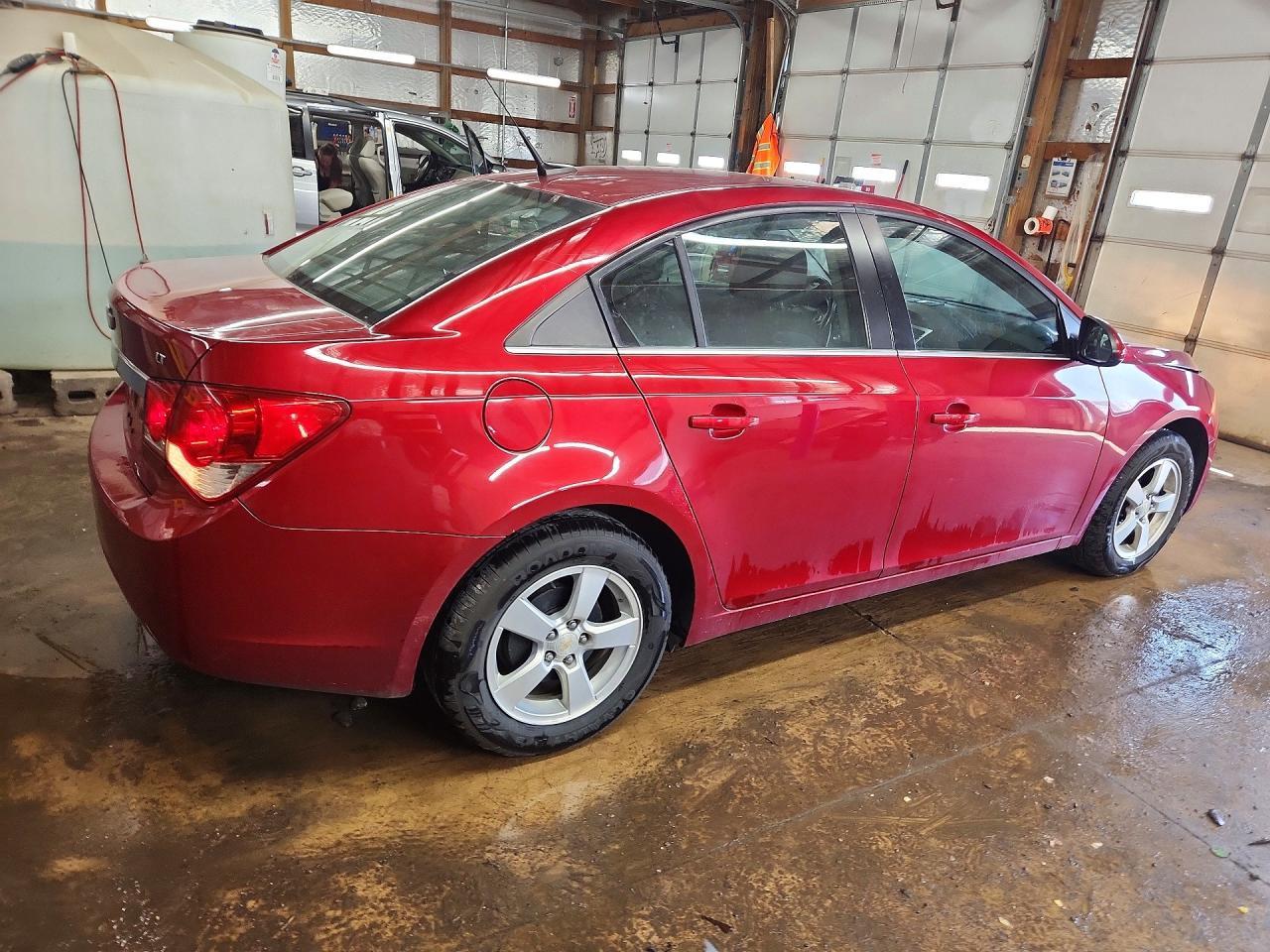 2011 CHEVROLET CRUZE