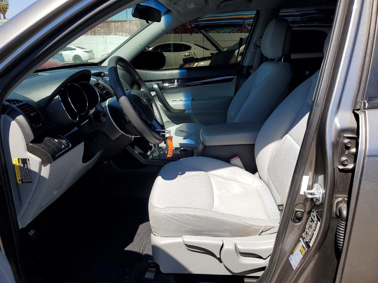 2013 KIA SORENTO