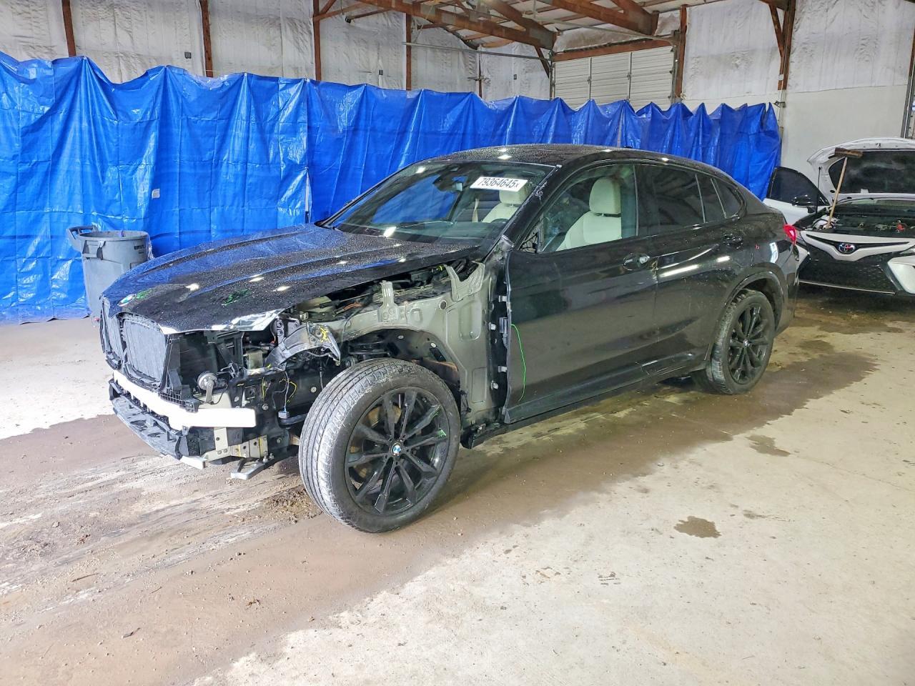2022 BMW X4