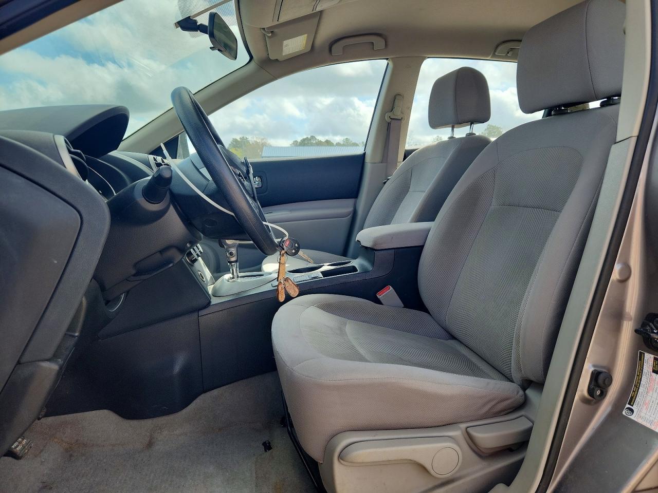 2015 NISSAN ROGUE