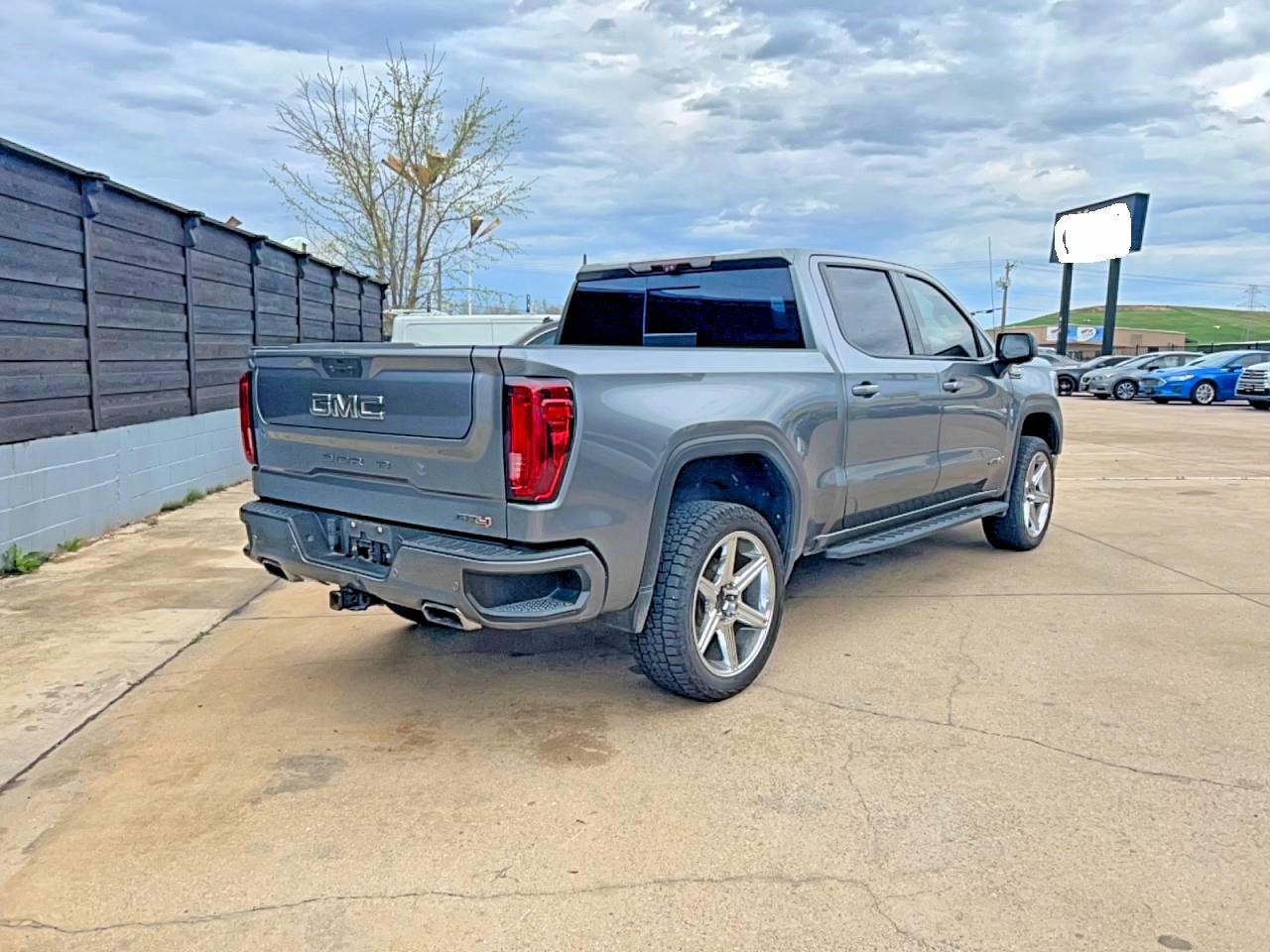 2021 GMC Sierra