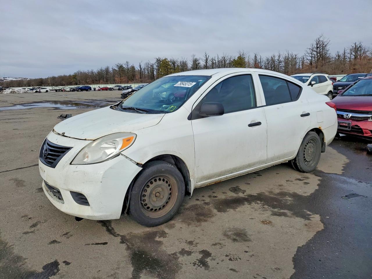 2014 NISSAN VERSA