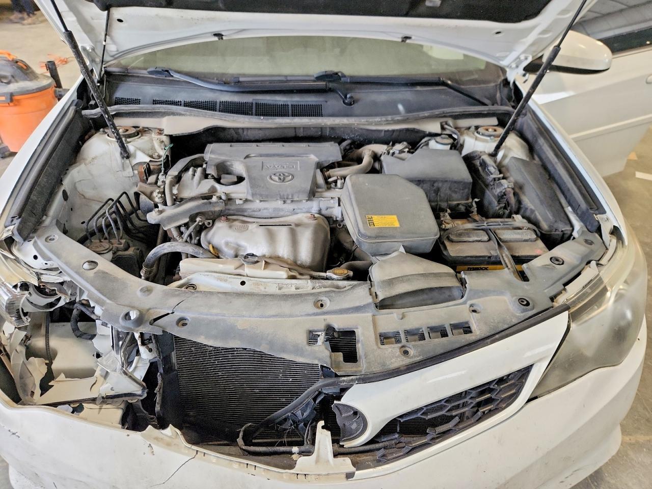 2014 TOYOTA CAMRY